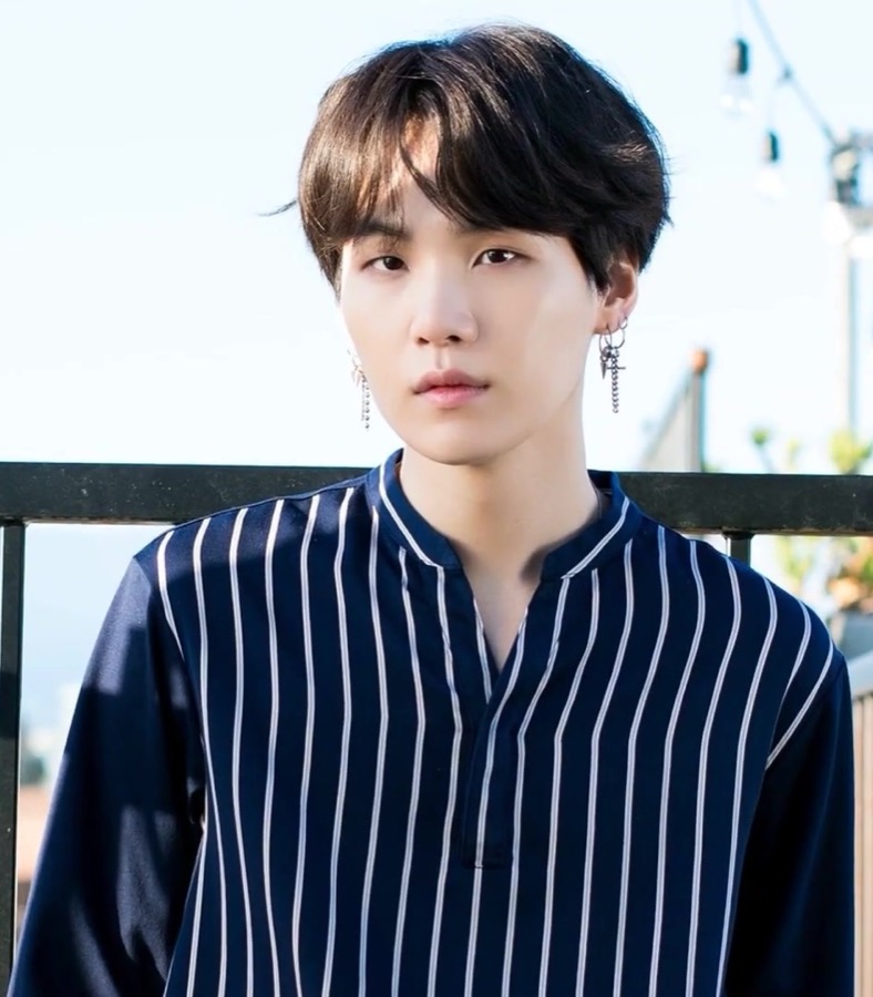 SUGA photo